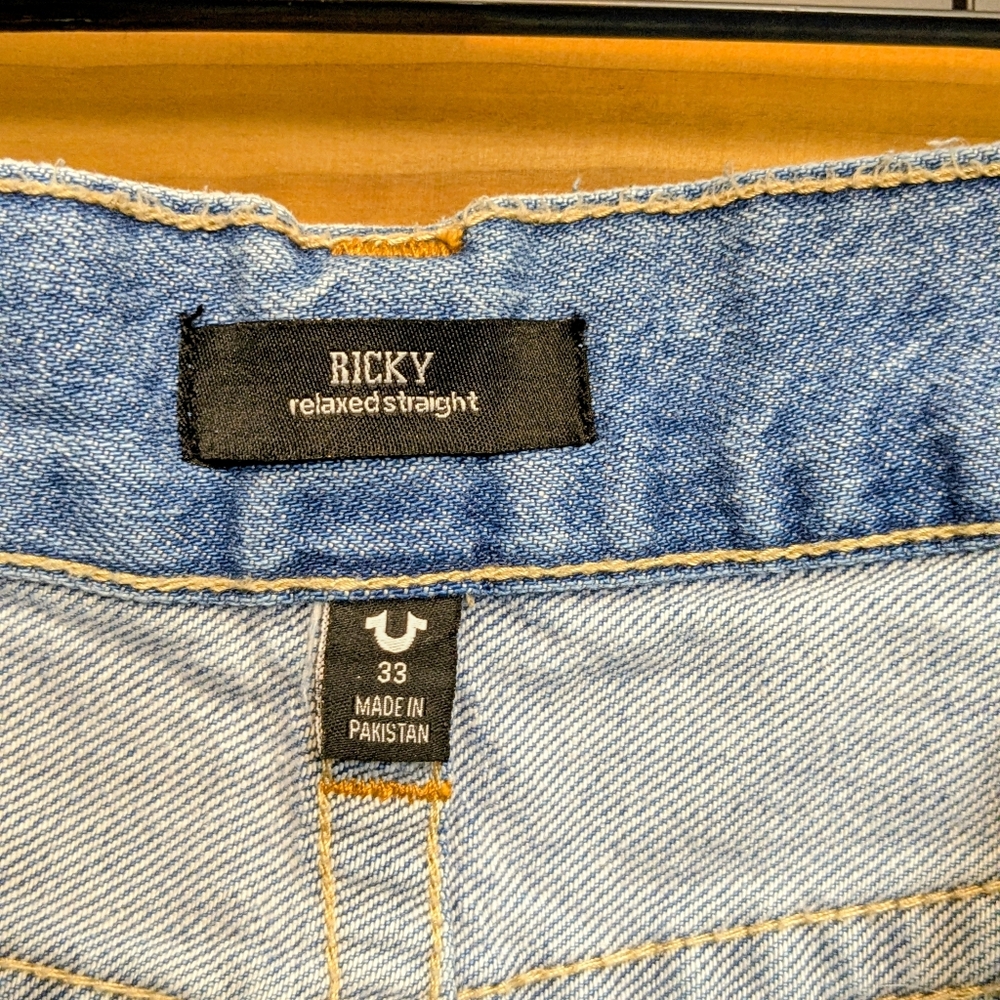 True Religion Mens Jeans Blue 35x32 Ricky Relaxed Straight Distressed  Grunge - Picture 8 of 11